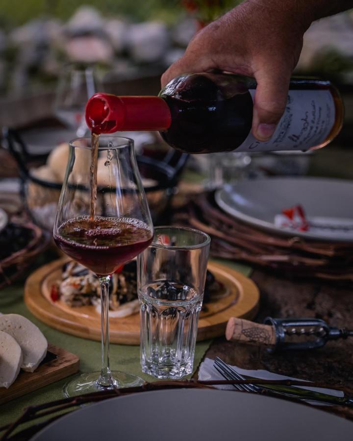 Hotel Menabde Winery Ozurget'i Zewnętrze zdjęcie